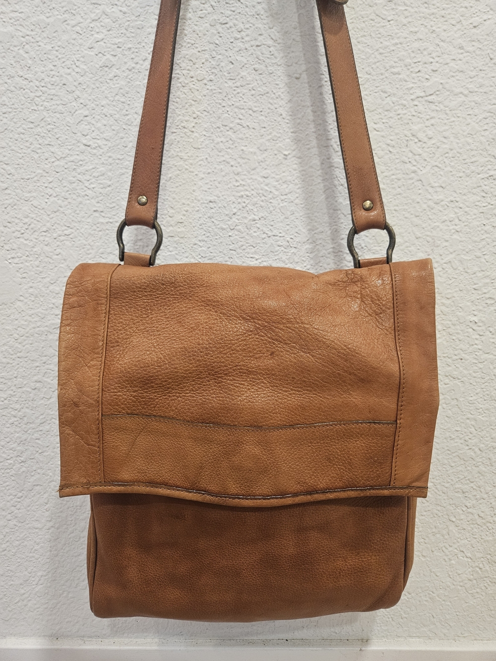 Vintage The Limited Tan Brown Textured Genuine Leather Crossbody Messenger Bag